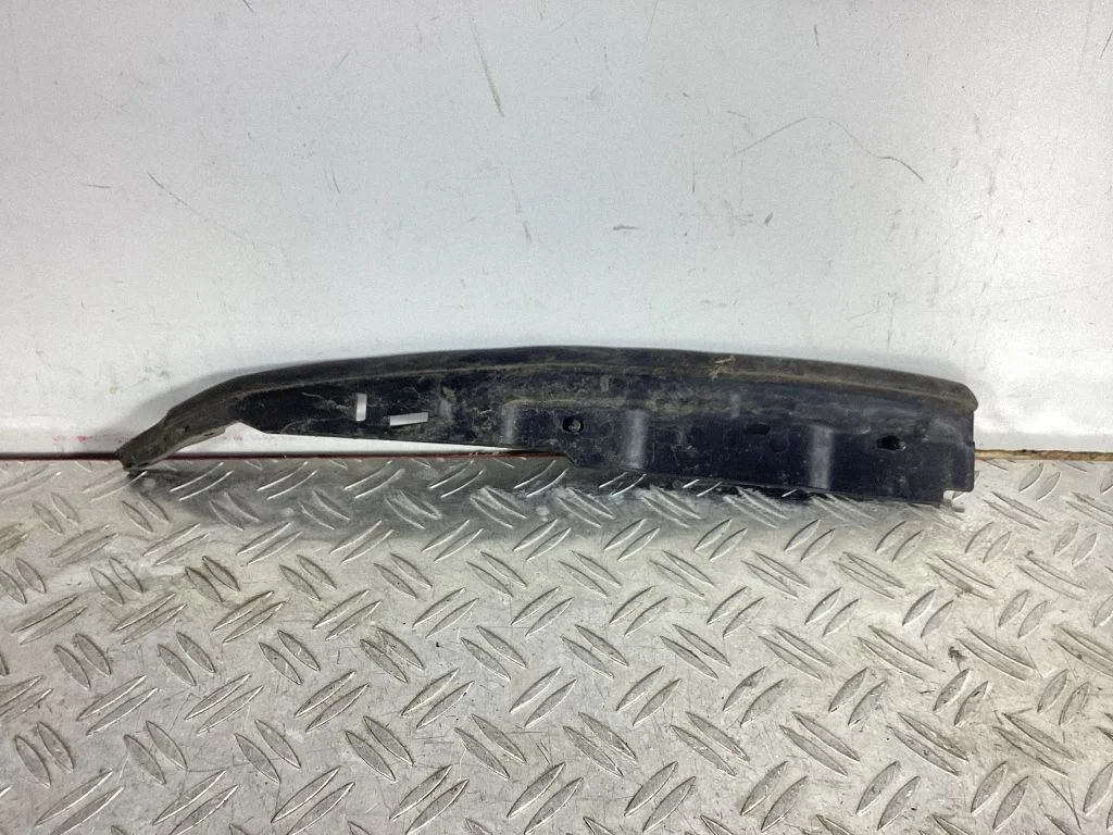 Front door rubber seal – Lexus LS UCF30 (2001-2007)