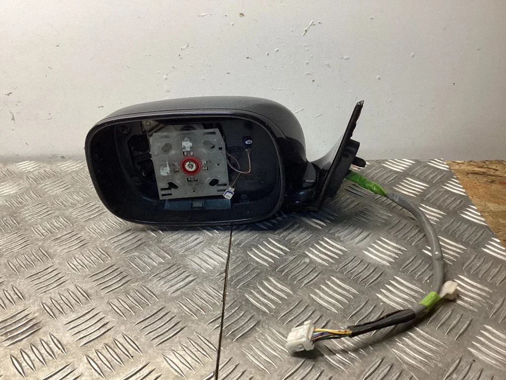 Esiukse elektriline välispeegel – Lexus GS 250 350 300H 450H (2013-)