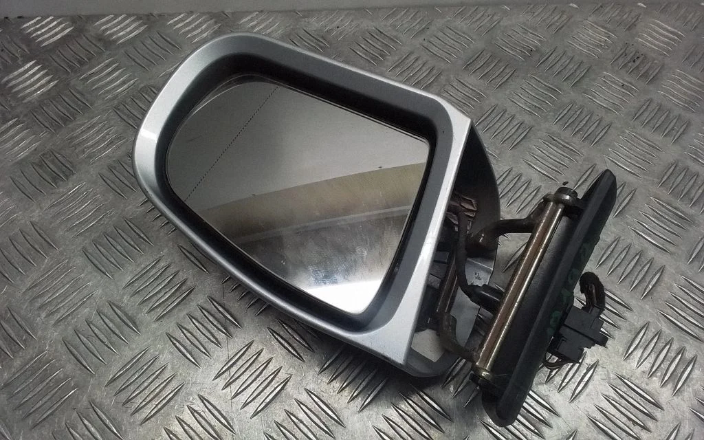 Front door electric wing mirror 413131418