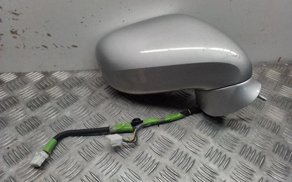 Front door electric wing mirror – Lexus IS III XE30 (2013-2020)