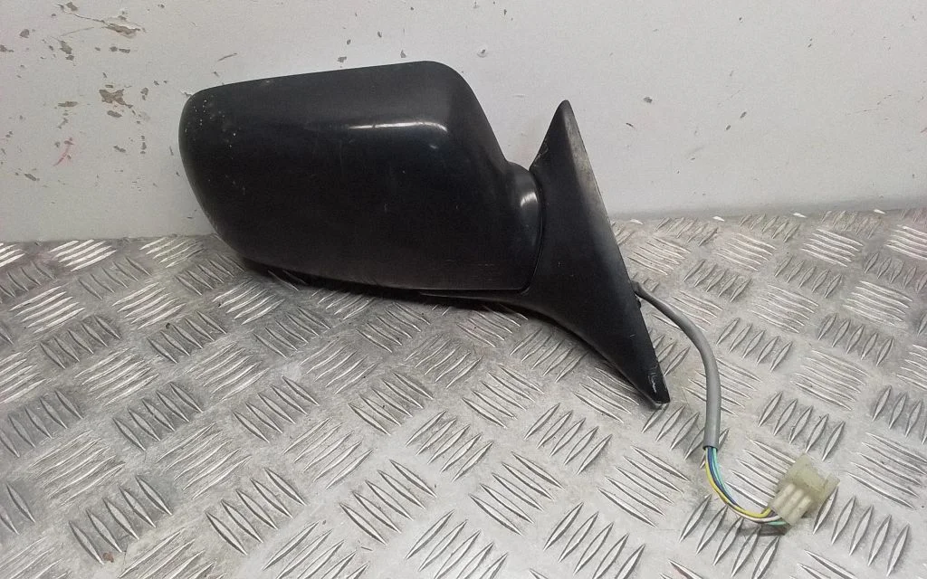 Front door electric wing mirror 012260 – Subaru Impreza I (1993-2000)