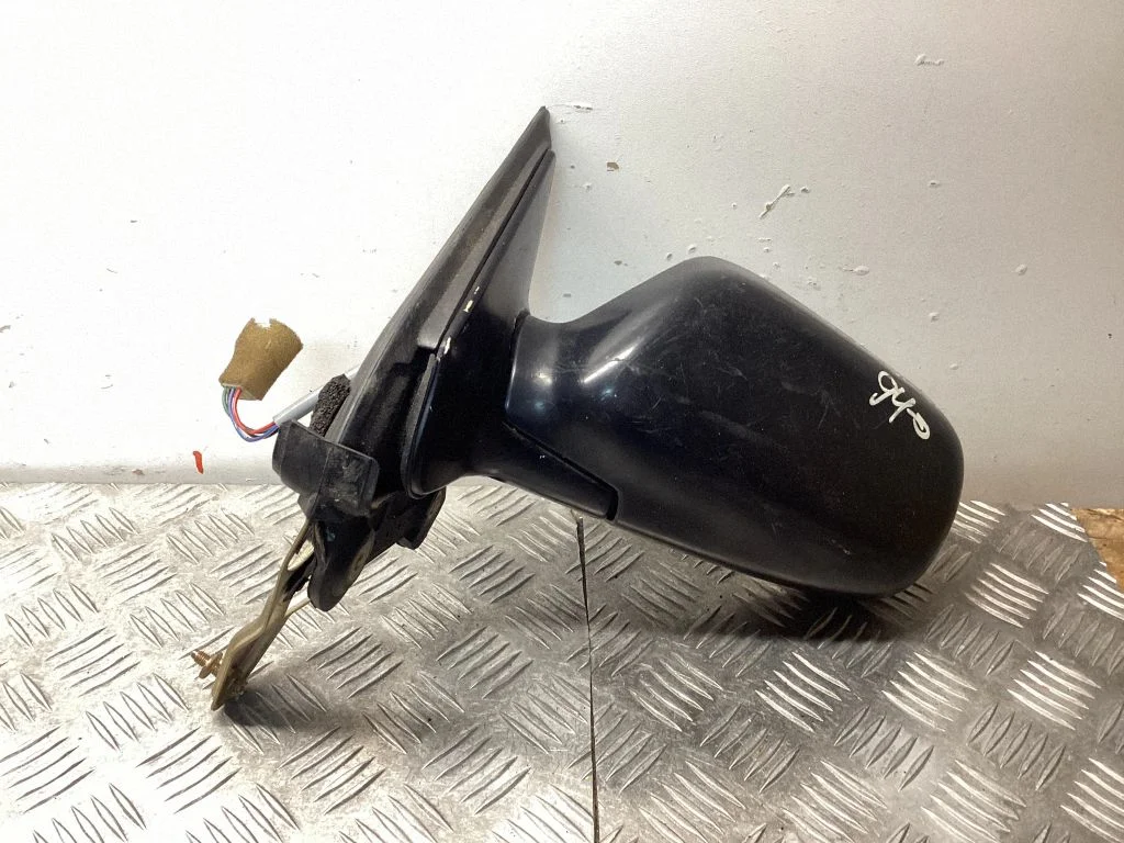 Front door electric wing mirror – Subaru Legacy (1990-1998)