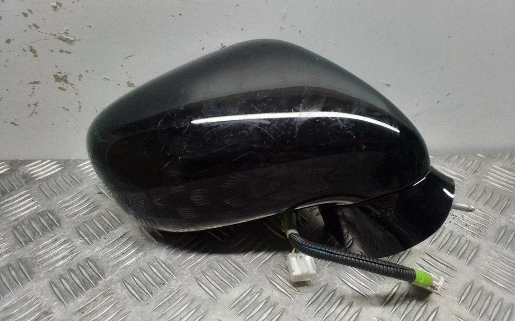 Front door electric wing mirror – Lexus IS III XE30 (2013-2020)