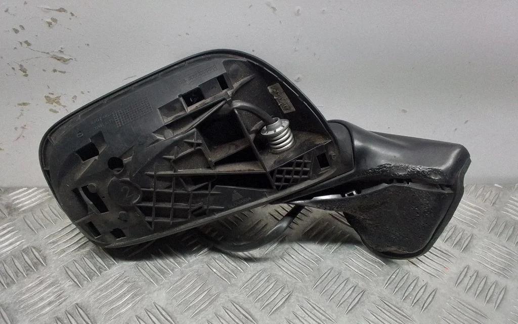 Front door electric wing mirror 024112