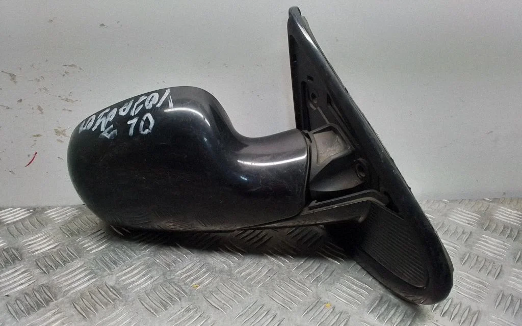 Front door electric wing mirror – front right