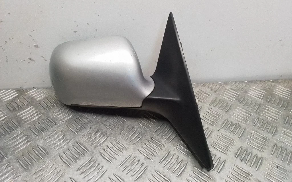 Front door electric wing mirror 010596