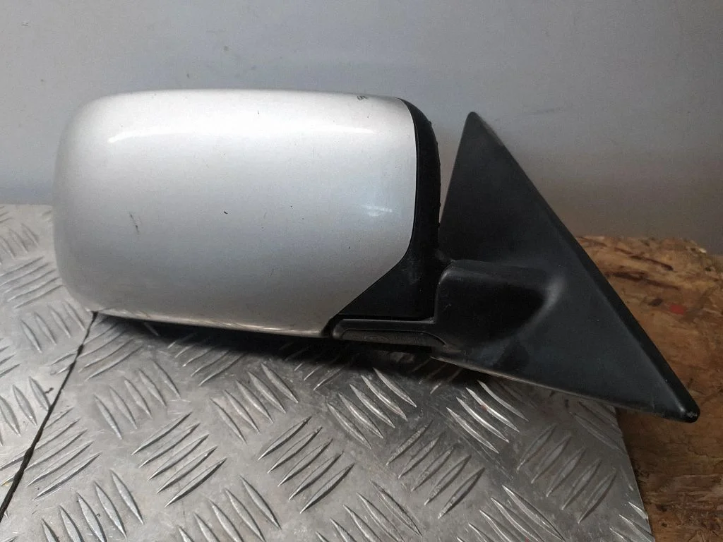 Esiukse elektriline välispeegel – BMW 3-seeria E46 (1998-2005)
