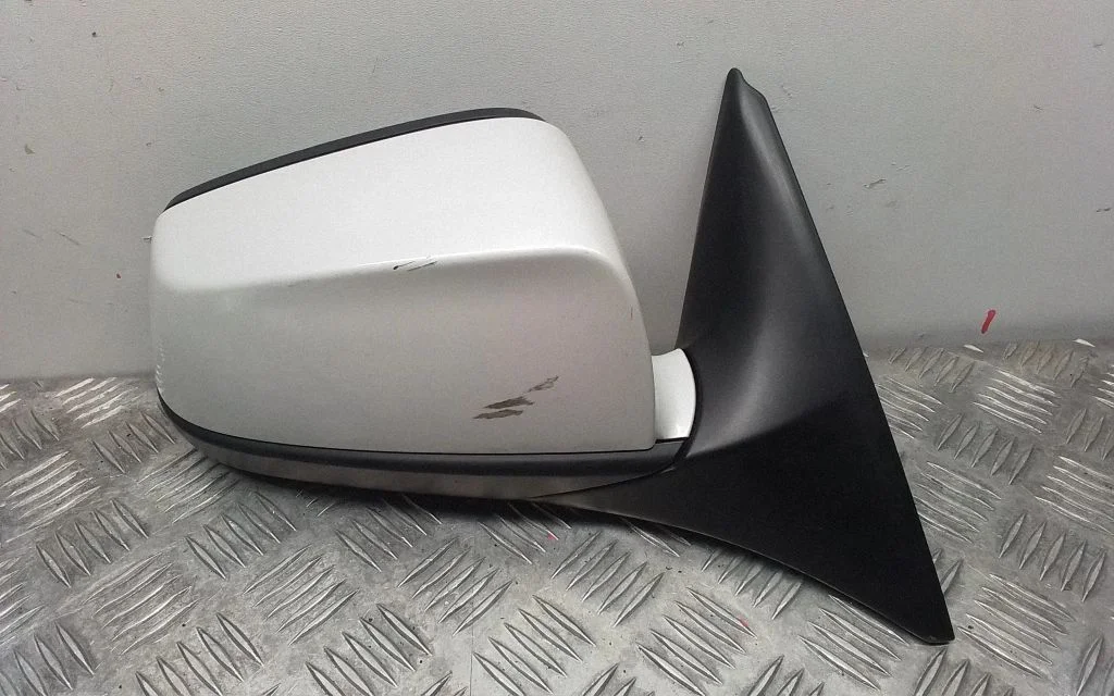 Esiukse elektriline välispeegel – BMW 6-seeria F12 F13 (2010-2018)