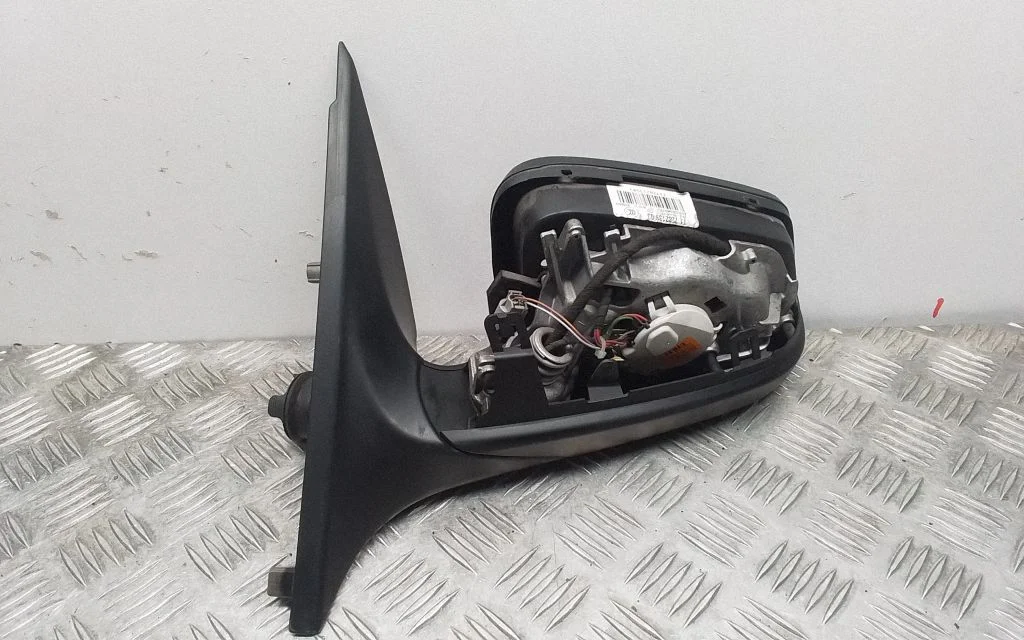 Esiukse elektriline välispeegel – BMW 7-seeria F01 F02 F03 F04 (2008-2016)