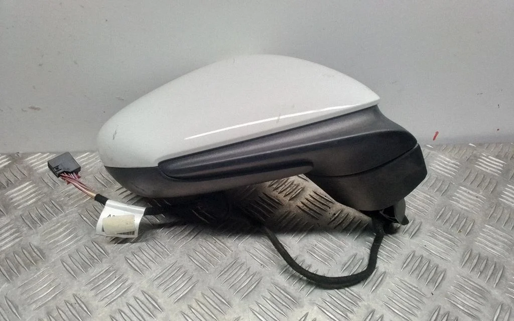 Esiukse elektriline välispeegel – Porsche Taycan 9J1 (2019-)
