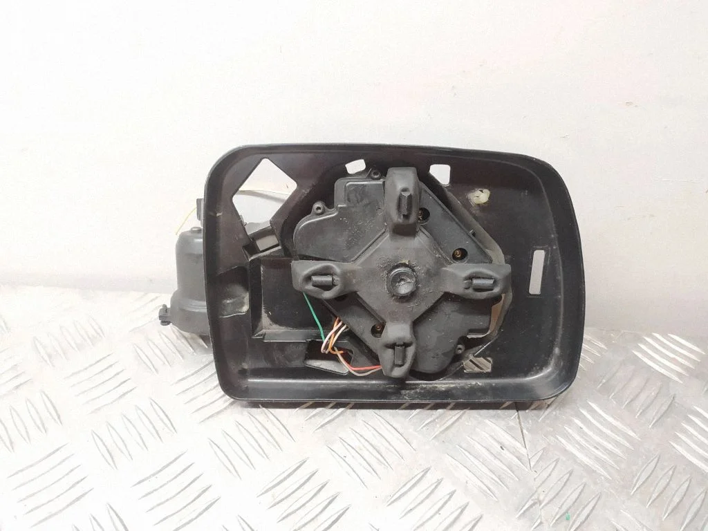 Esiukse välispeegli osa – BMW X5 E53 (1999-2006)