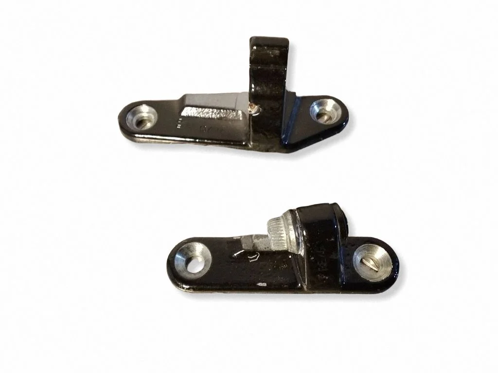 Rear door upper hinge – Mercedes-Benz GLK-Class (X204) (2008-2016)