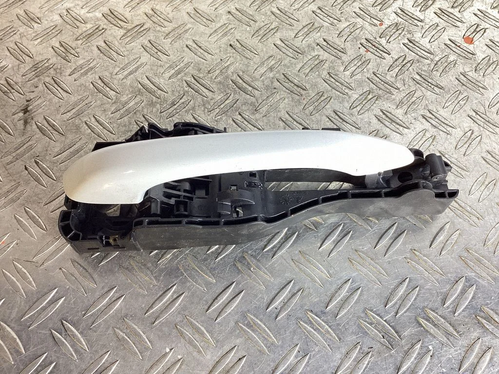 Rear door exterior handle – Porsche Macan (95B) (2019-)