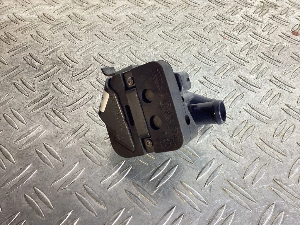 Elektriline lisatsirkulatsioonipump – BMW 5-seeria F10 F11 (2009-2016)