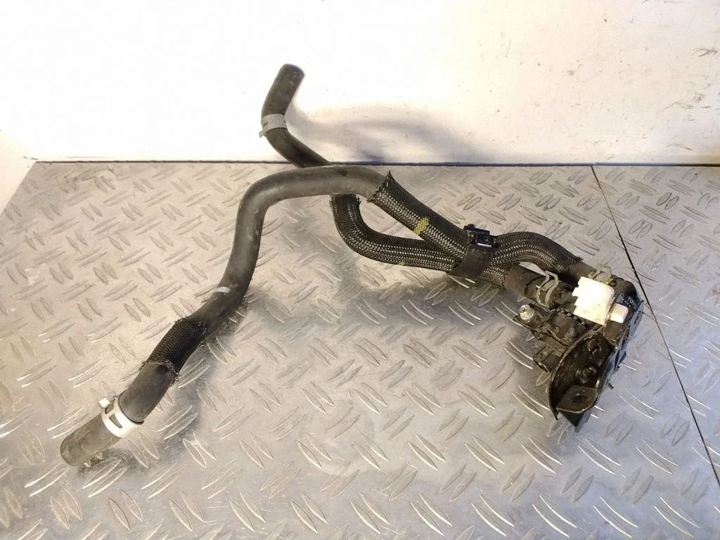 Elektriline lisatsirkulatsioonipump – Lexus RX 450H (2016-)