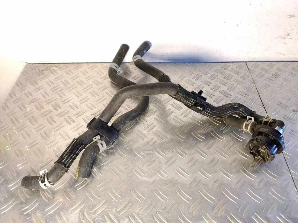 Elektriline lisatsirkulatsioonipump – Lexus RX 450H (2016-)