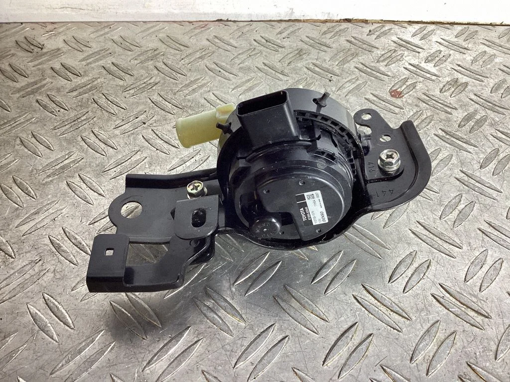 Elektriline lisatsirkulatsioonipump – Lexus NX (2021-)