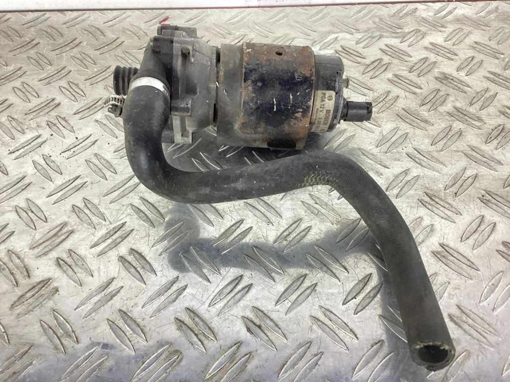 Elektriline lisatsirkulatsioonipump – Mercedes-Benz S-klass W220 (1998-2006)