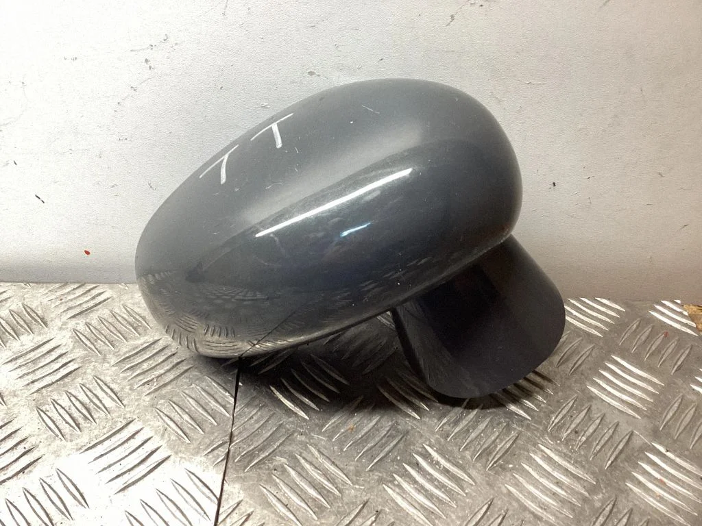 Manual wing mirror – right