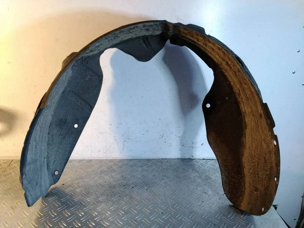 Rear arch fender liner splash guards 86821AT000