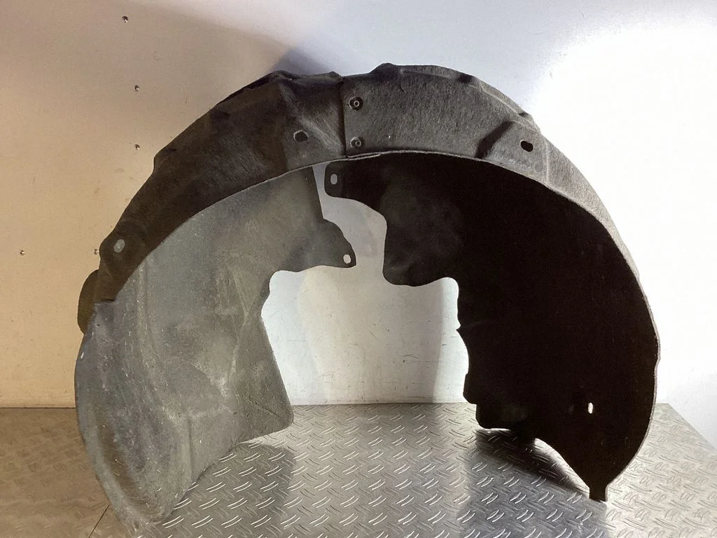 Rear arch fender liner splash guards 4G0810172A