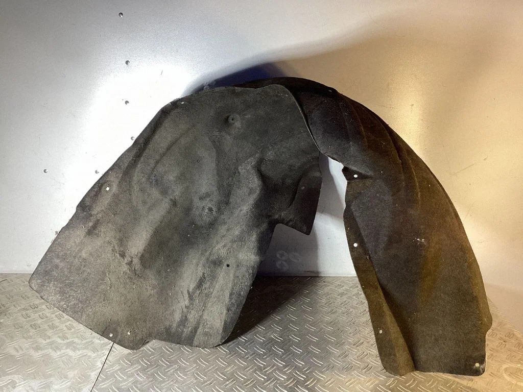 Rear arch fender liner splash guards 14606310