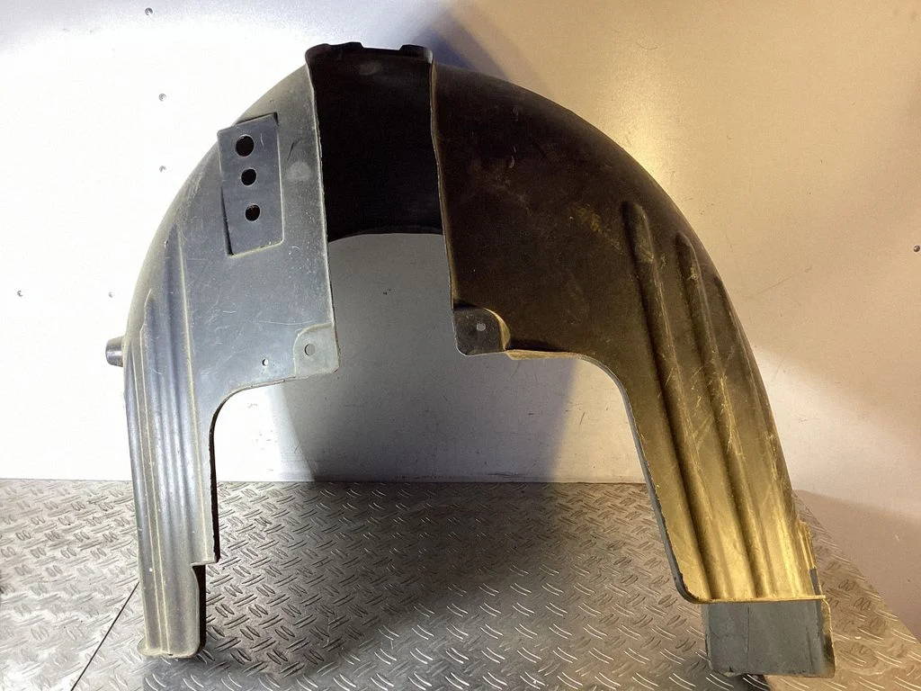 Rear arch fender liner splash guards – BMW 7 Series E65 E66 (2001-2008)