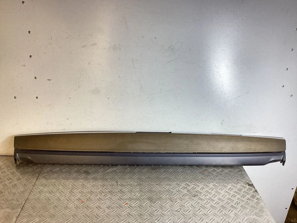 Dashboard glove box trim 161956900A
