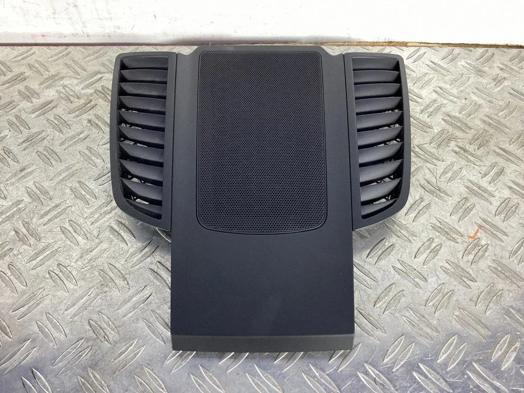 Armatuurlaua keskkõlari kate – Porsche Cayenne (92A) (2010-2017)