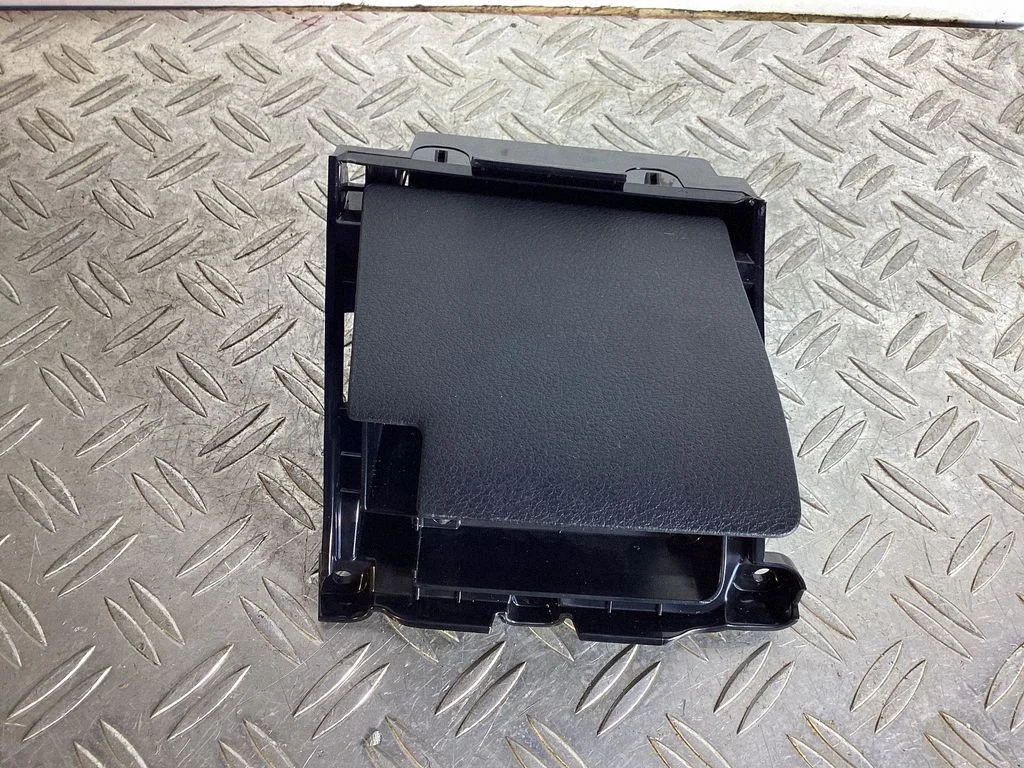 Kindalaegas – Lexus GS 250 350 300H 450H (2013-)