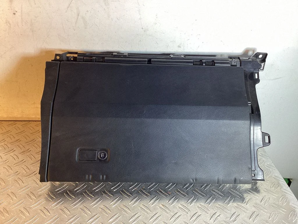 Kindalaegas – Lexus RX 450H (2016-)