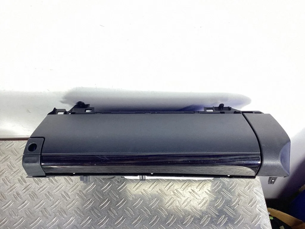Kindalaegas – Lexus IS III XE30 (2013-2020)