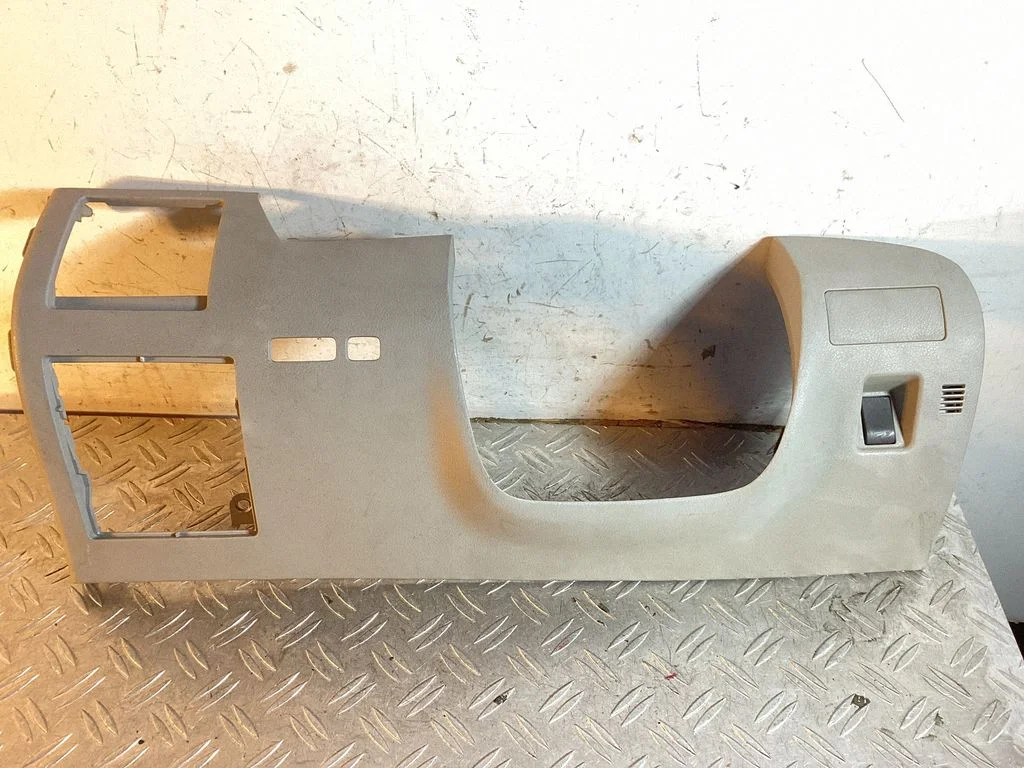 Dashboard lower bottom trim panel 5504548160