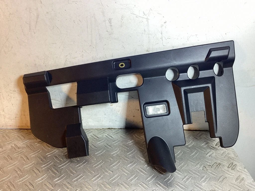 Dashboard lower bottom trim panel – Porsche Cayenne (92A) (2010-2017)