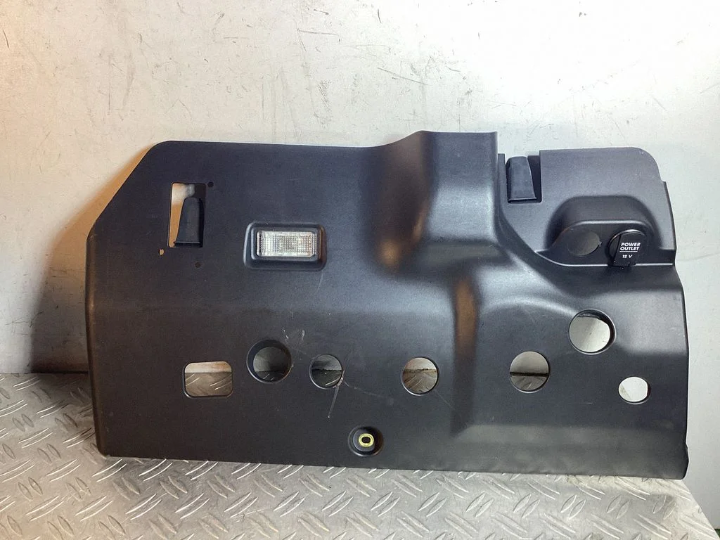 Dashboard lower bottom trim panel – Porsche Cayenne (92A) (2010-2017)
