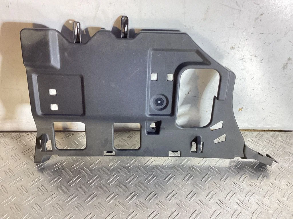 Dashboard lower bottom trim panel – Lexus RX 450H (2016-)