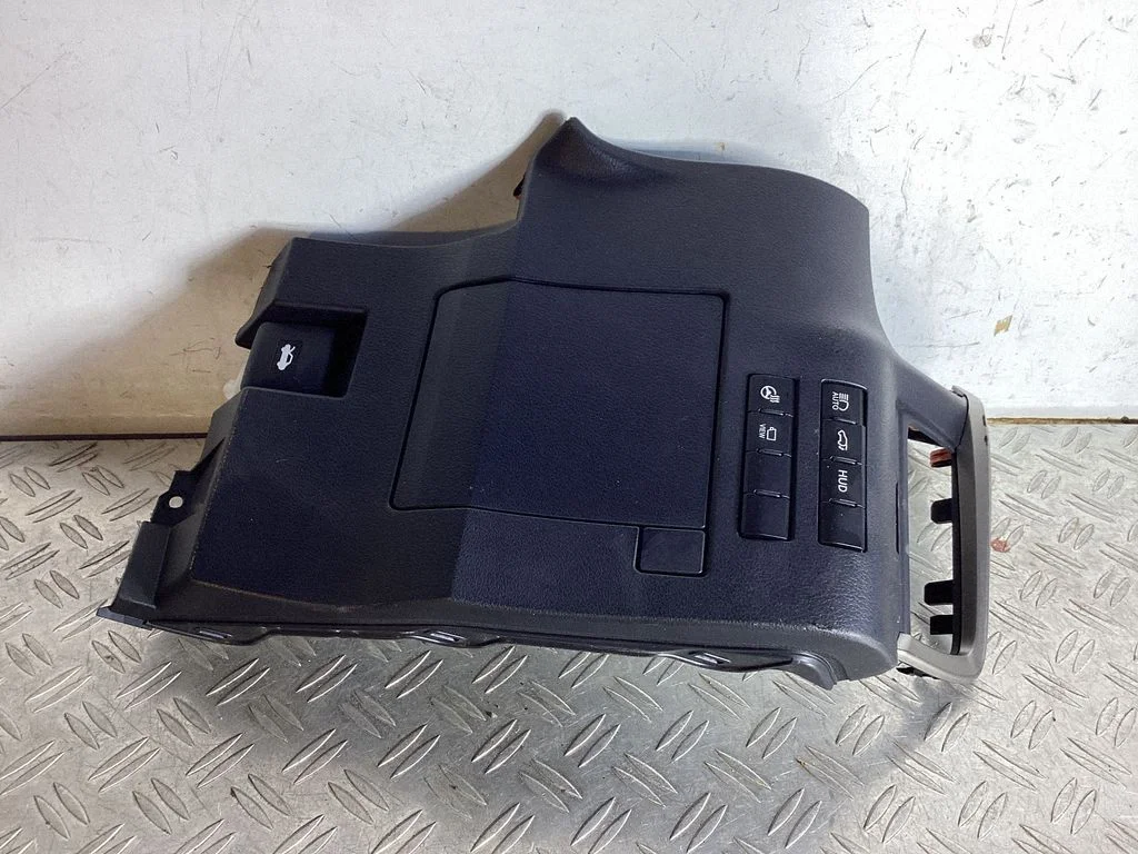 Dashboard lower bottom trim panel – Lexus RX 450H (2016-)