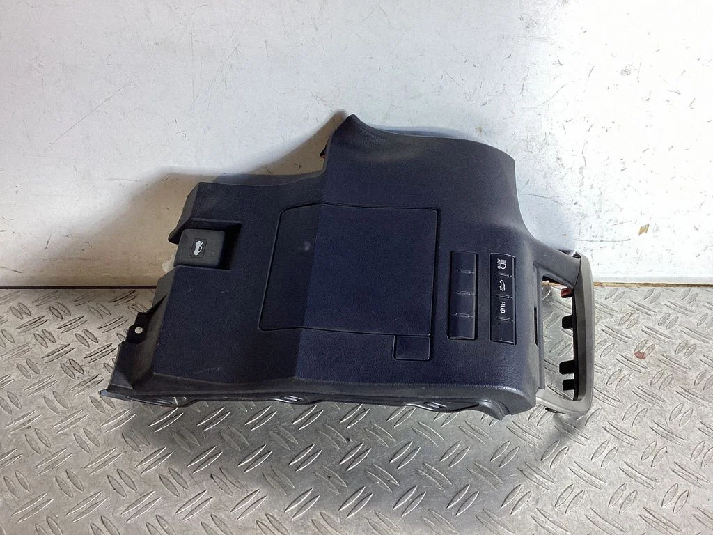 Dashboard lower bottom trim panel – Lexus RX 450H (2016-)