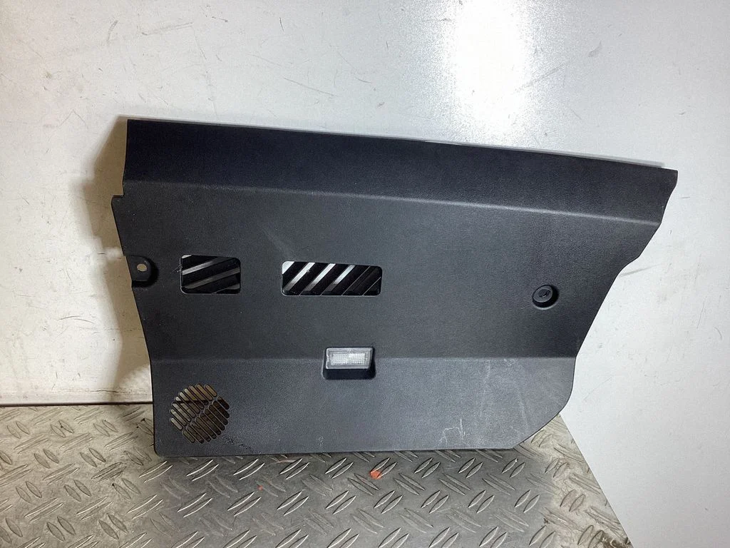 Dashboard lower bottom trim panel 168436800
