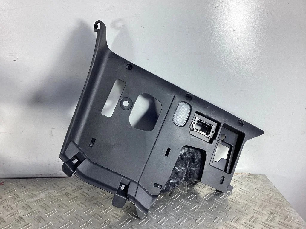 Dashboard lower bottom trim panel – Mercedes-Benz ML-Class W166 (2012-2017)