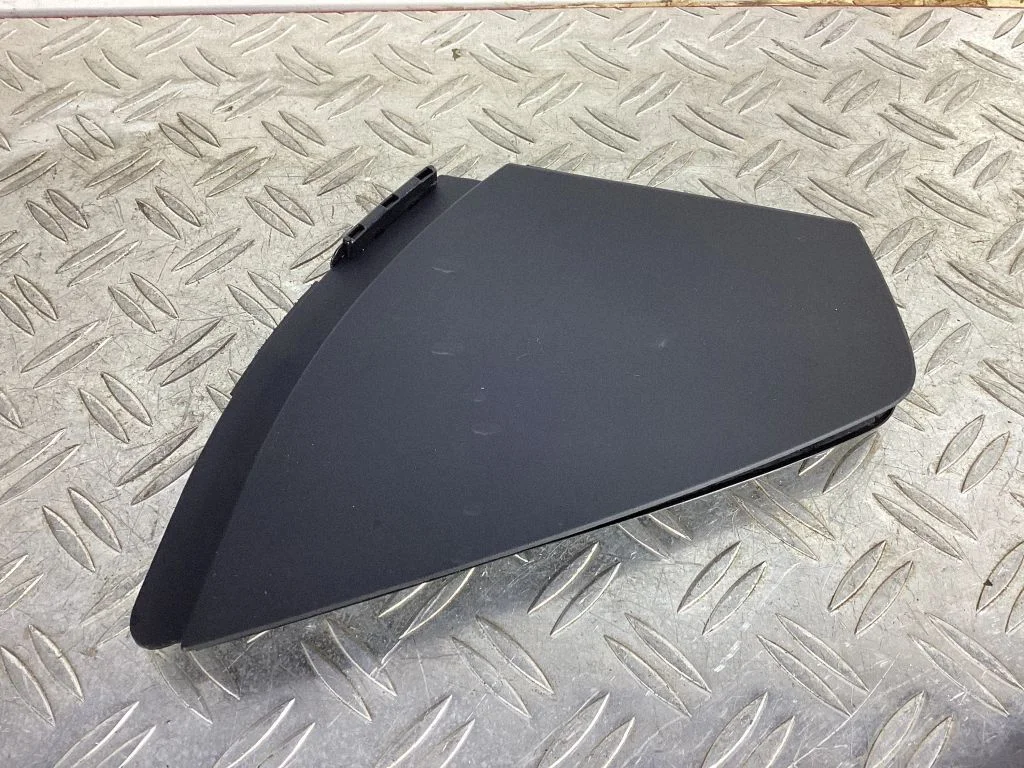 Armatuurlaua külje viimistluspaneel – Porsche 911 991 (2011-2019)