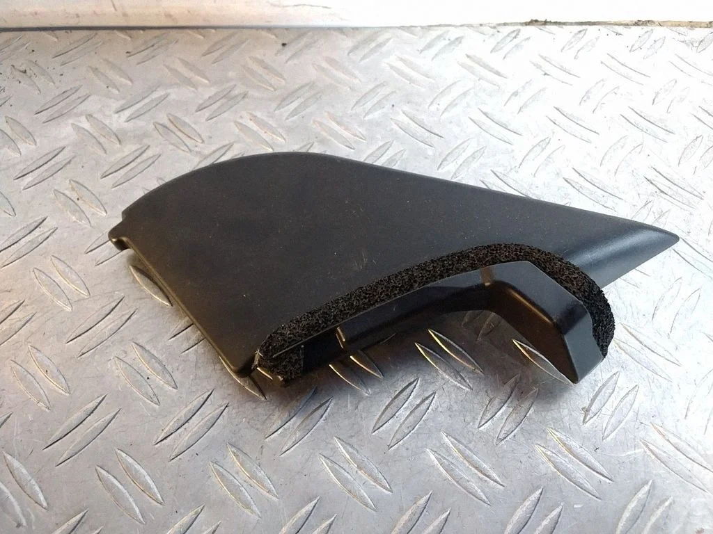 Other front door trim element – Lexus RC (2014-)