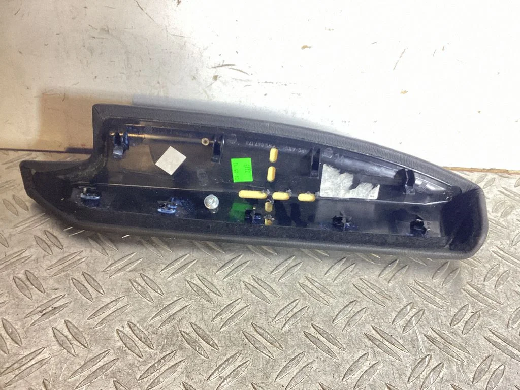 Other front door trim element – Porsche Cayenne (92A) (2010-2017)