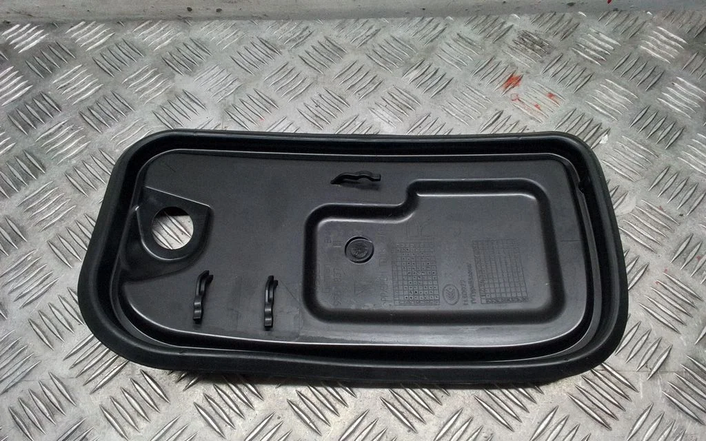 Other front door trim element – Porsche Macan (95B) (2019-)