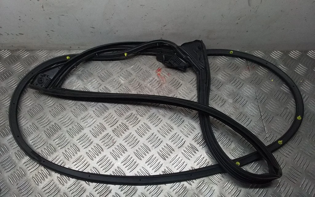 Other front door trim element – Lexus NX (2021-)