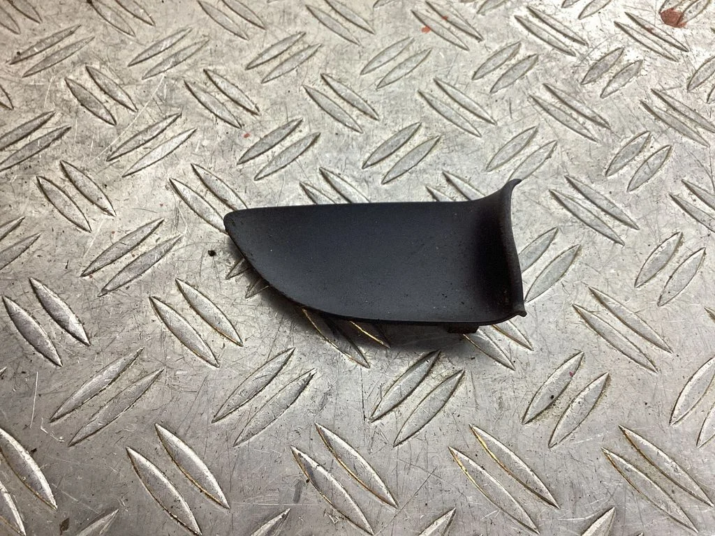 Other front door trim element – Lexus RC (2014-)
