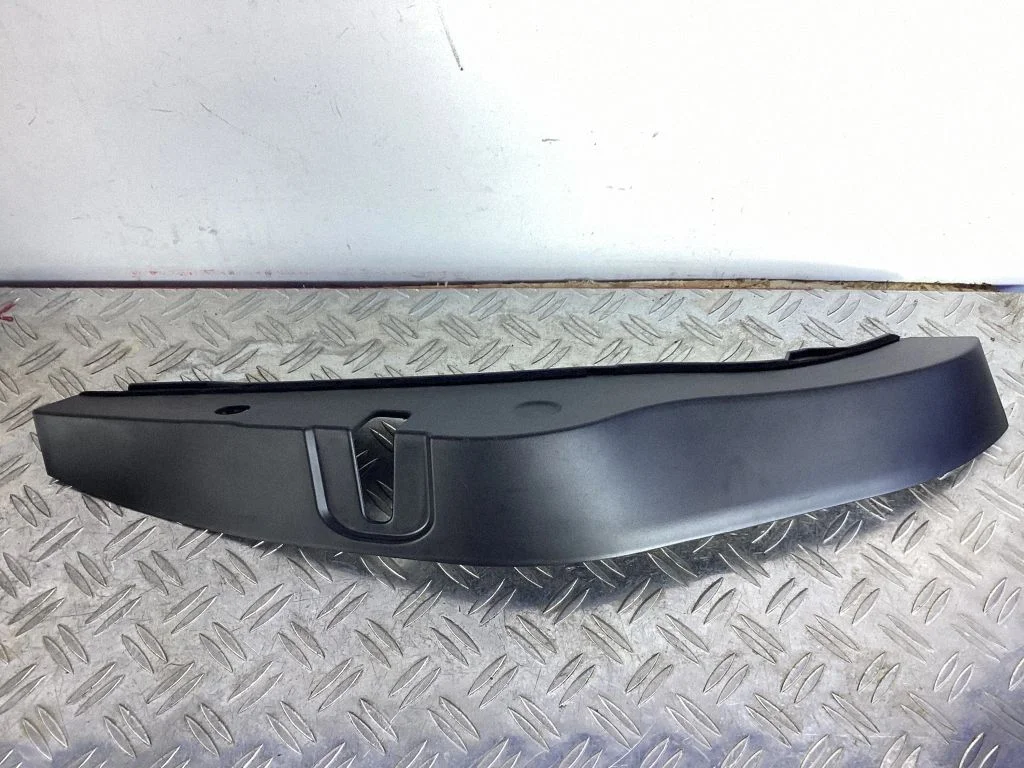 Other front door trim element – Honda Accord (2008-2016)