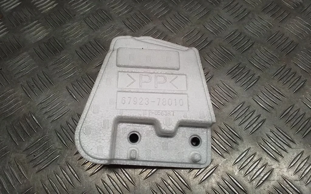Other front door trim element – Lexus NX (2014-2021)