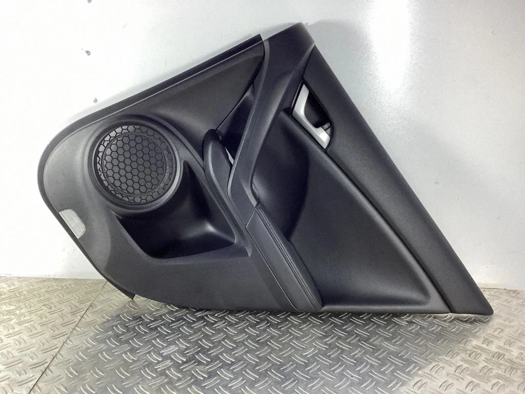 Tagumiste uste sisevooder – Honda Accord (2008-2016)