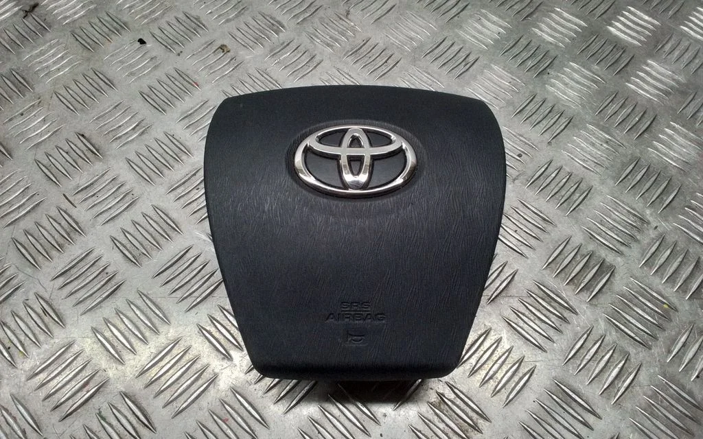 Rooli turvapadi – Toyota Prius+ (ZVW40) (2011-2018)
